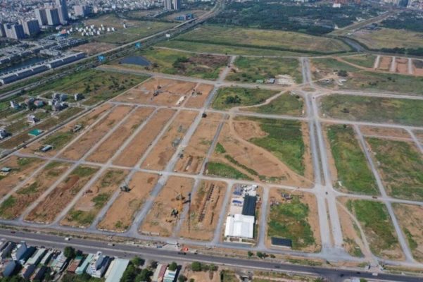 La reviviscencia del planeamiento anterior tras la nulidad de un plan parcial no basta, por sí sola, para mantener la clasificación catastral urbana
