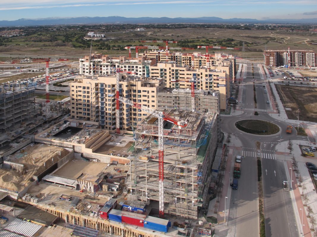 La ejecución de un convenio urbanístico y su permuta con anterioridad a la anulación judicial del planeamiento que los sustentaba determina responsabilidad contractual por cumplimiento defectuoso