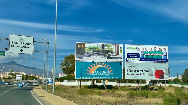 Legalización de vallas publicitarias: la ordenanza de publicidad exterior como parámetro de la licencia urbanística, su correcta interpretación y la exigencia del informe sectorial de carreteras